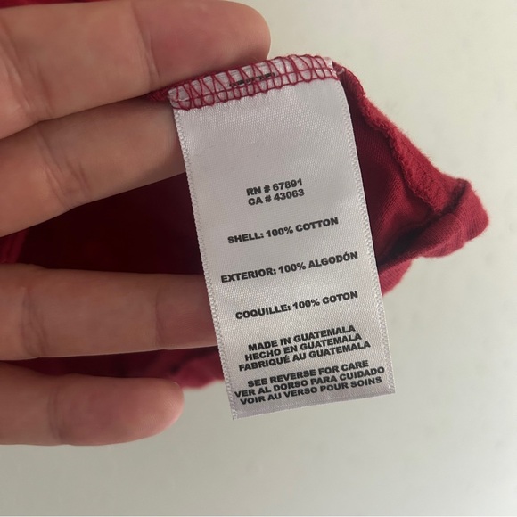 🦋Wisconsin Badgers Red 'Victory for UW' T-Shirt Casual Football Fan Sporty Large - Picture 3 of 6